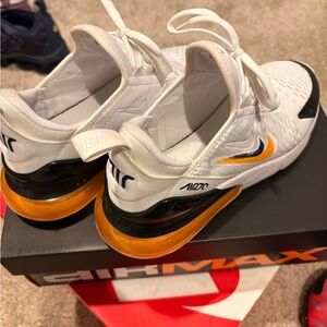Nike Air Max 270 sz 7y- White, black, yellow and navy